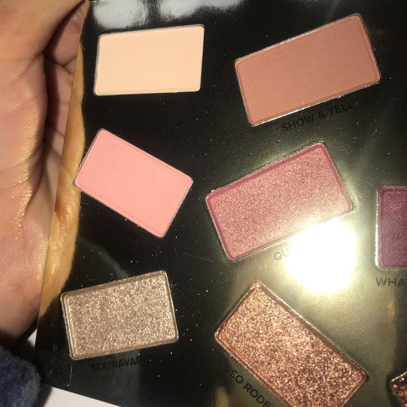 Too Faced Pretty Mess palette - Picture 7 of 8